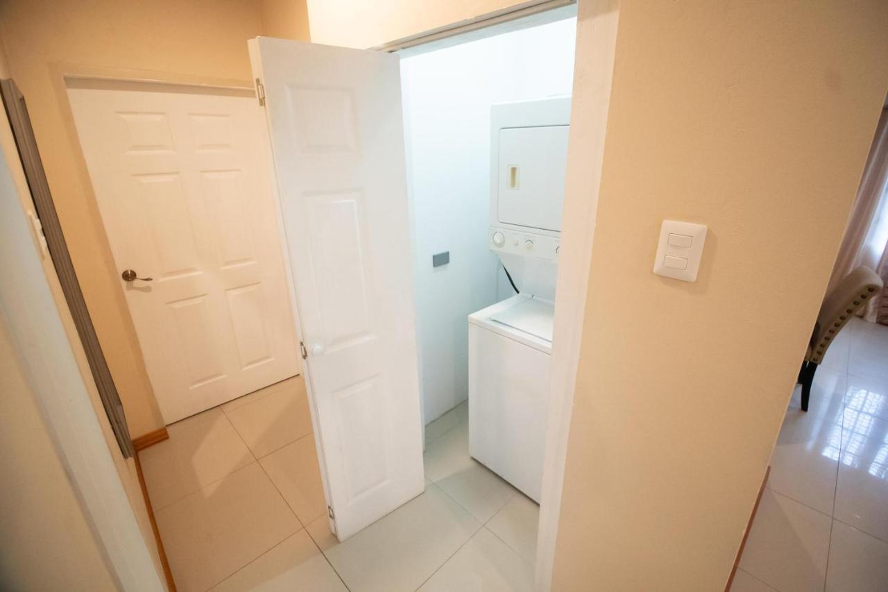 Stacys Place #1 2 Bedroom Apartment Port of Spain Экстерьер фото